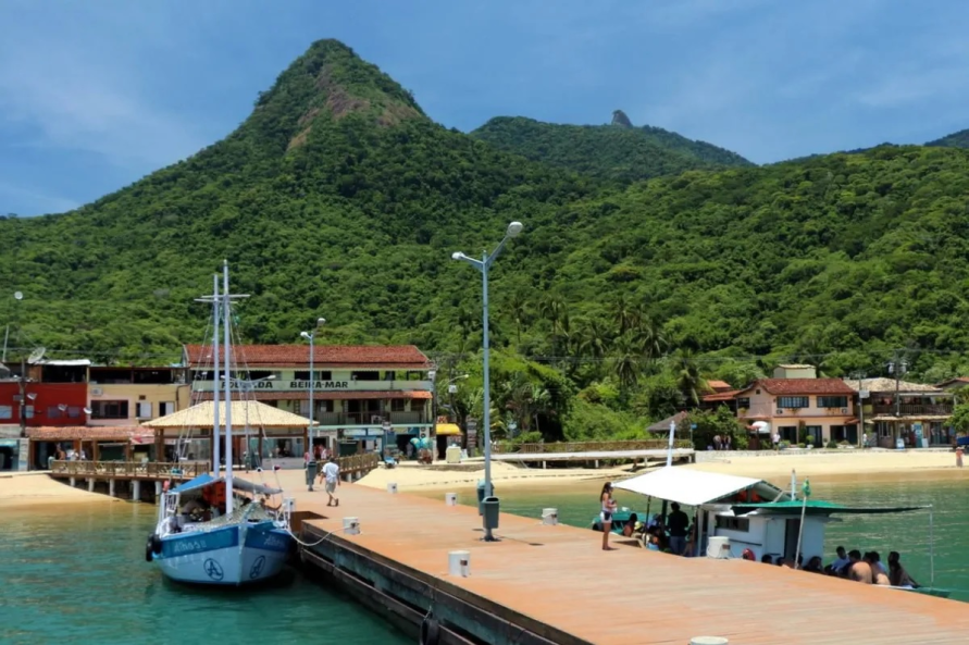 Cais-Ilha-Grande